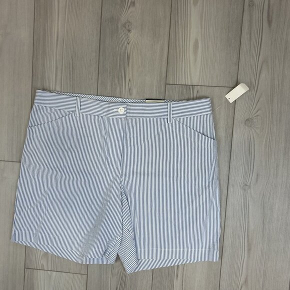 NWT Talbots Size 16 Weekend Shorts Blue White Seersucker 7” Inseam - Picture 3 of 11